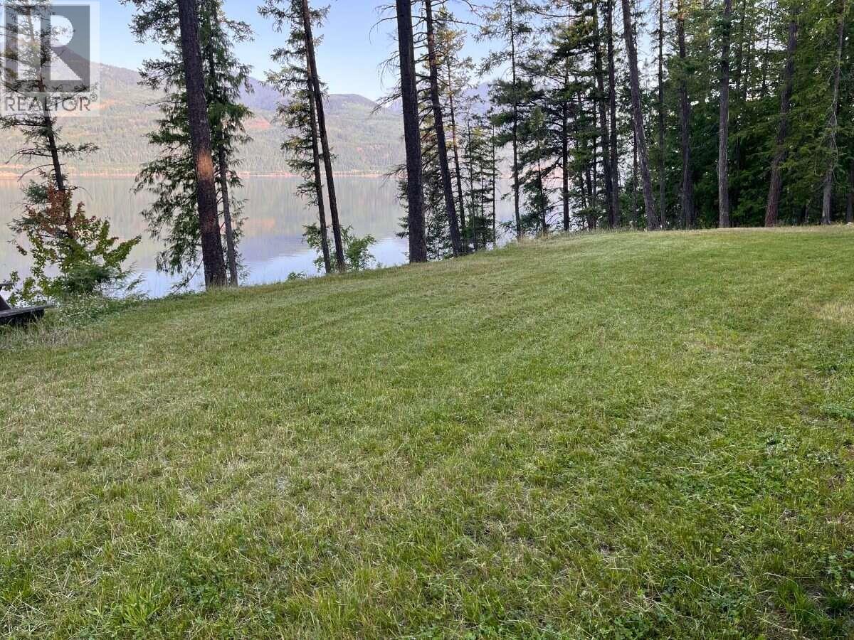 1087 Riondel Road - 5