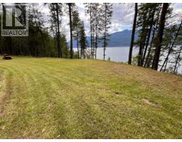1087 Riondel Road, Riondel, BC V0B2B0 Photo 6