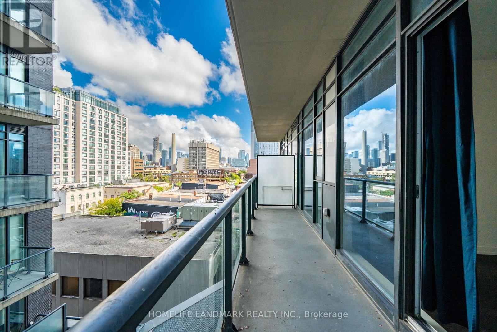 705- 297 College Street, Toronto, ON photo 24