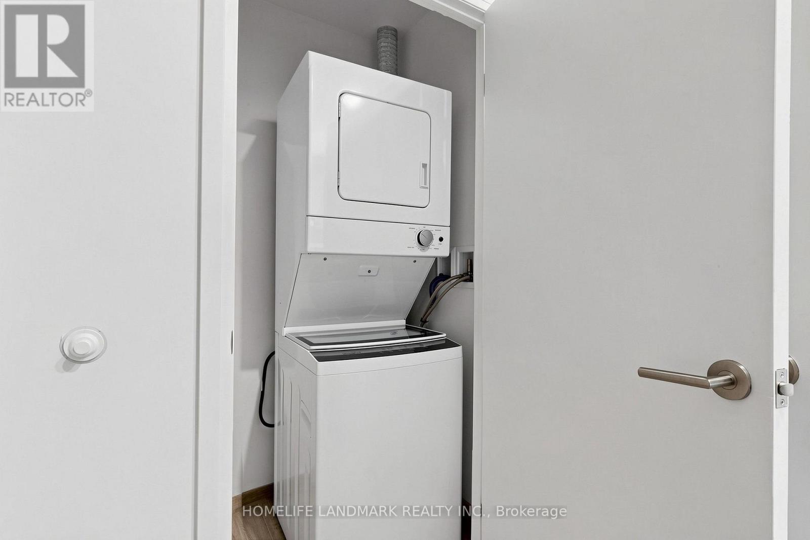 207- 75 Canterbury Place, Toronto, ON photo 33