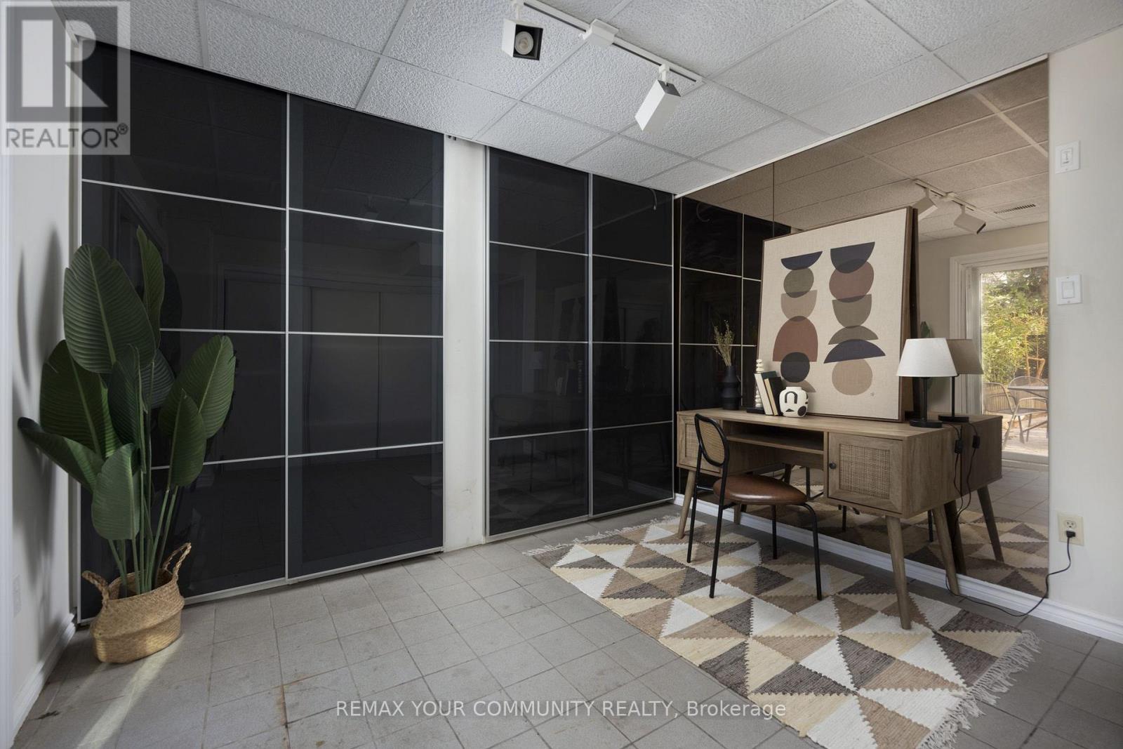 17 Portneuf Court, Toronto, ON photo 28