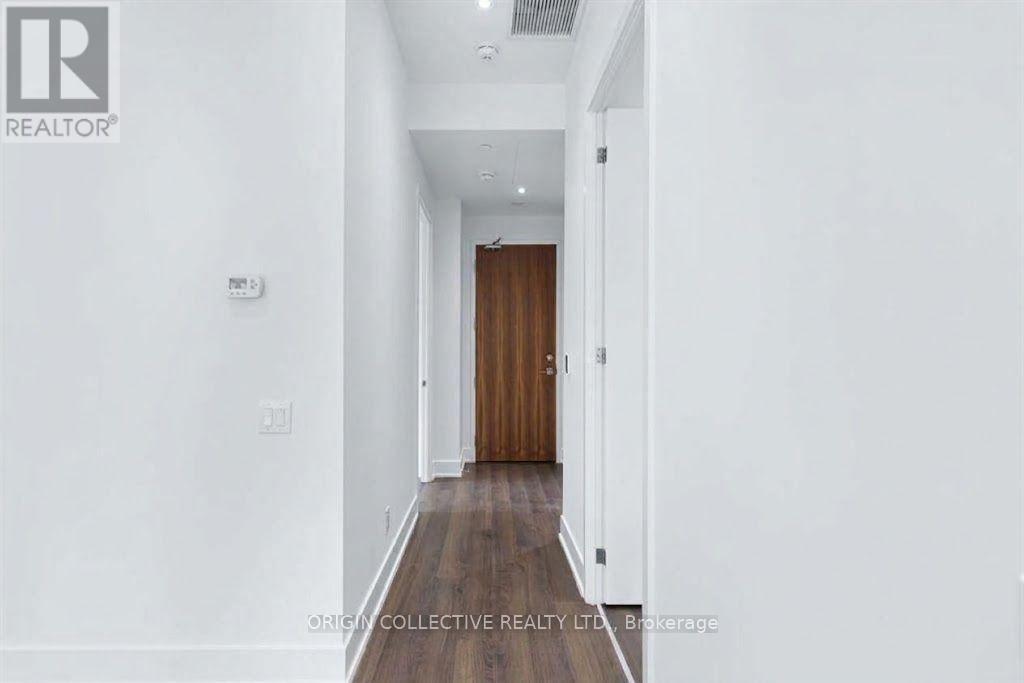 405- 111 St Clair Avenue West, Toronto, ON photo 13