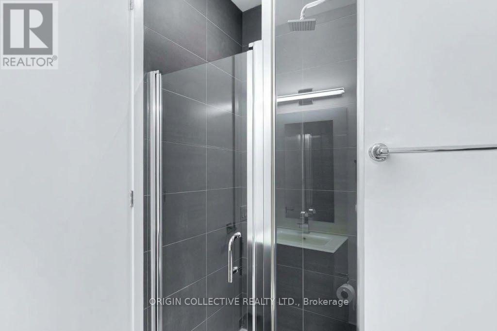 405- 111 St Clair Avenue West, Toronto, ON photo 20