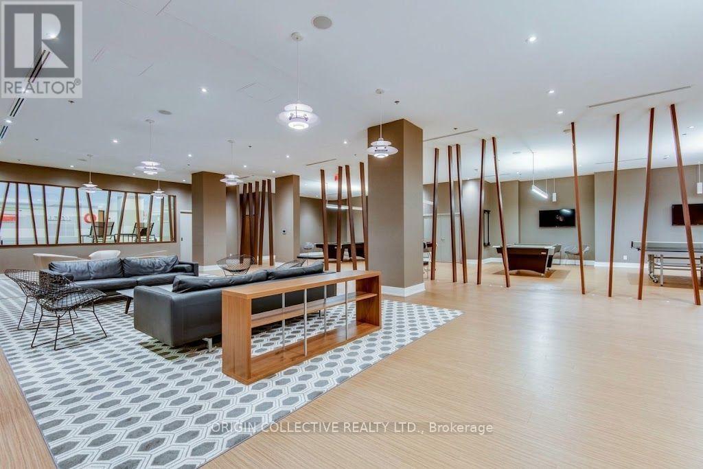 405- 111 St Clair Avenue West, Toronto, ON photo 26