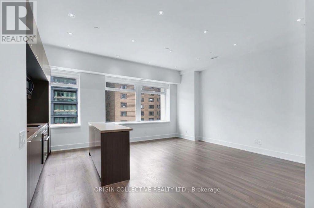 405- 111 St Clair Avenue West, Toronto, ON photo 7