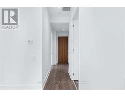 405 - 111 St Clair Avenue W, Toronto, ON M4V1N5 Photo 13