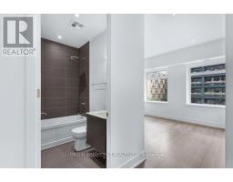 405 - 111 St Clair Avenue W, Toronto, ON M4V1N5 Photo 16