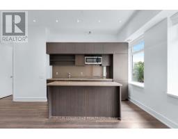405 - 111 St Clair Avenue W, Toronto, ON M4V1N5 Photo 9