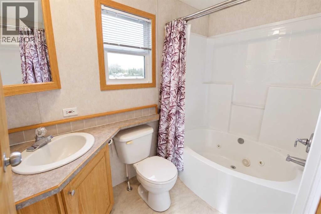 512 Porter Street, Coaldale — photo 17