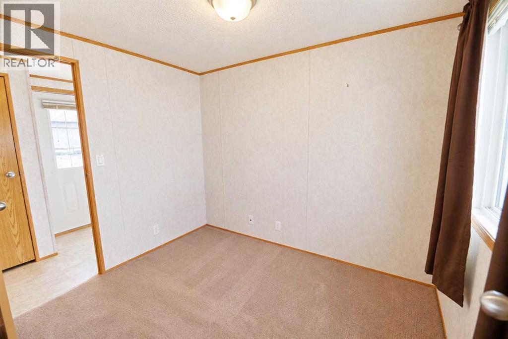 512 Porter Street, Coaldale — photo 22