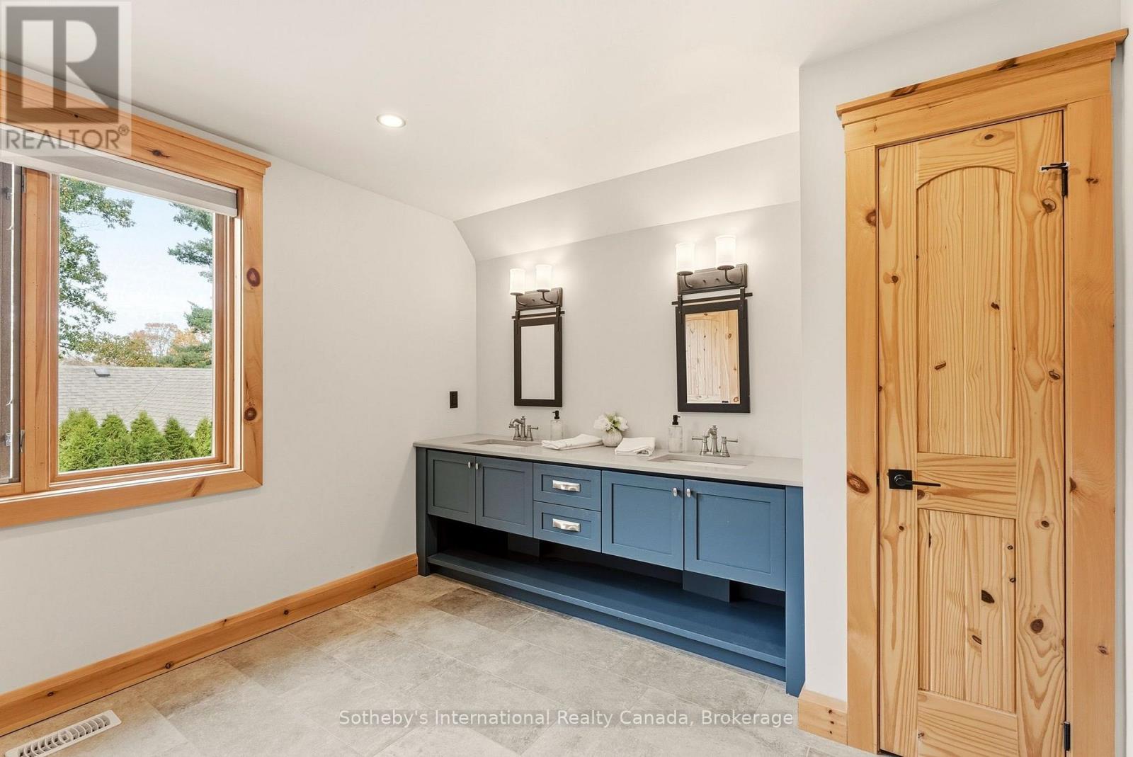 1935 Mcleod Drive, Severn photo 23
