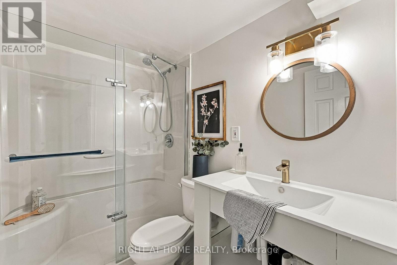56 Teddington Crescent, Whitby, ON photo 34