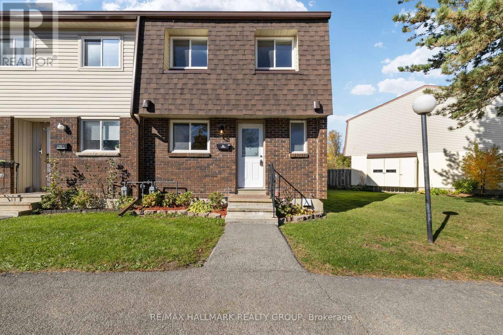 1A FORESTER CRESCENT - 1