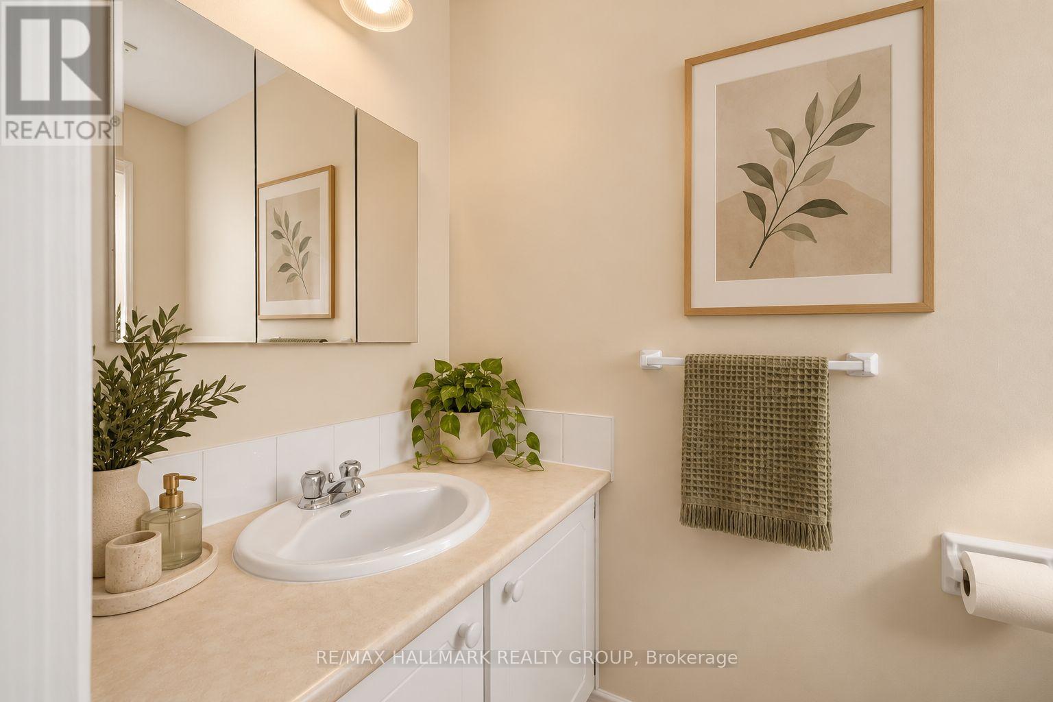 1A FORESTER CRESCENT - 18