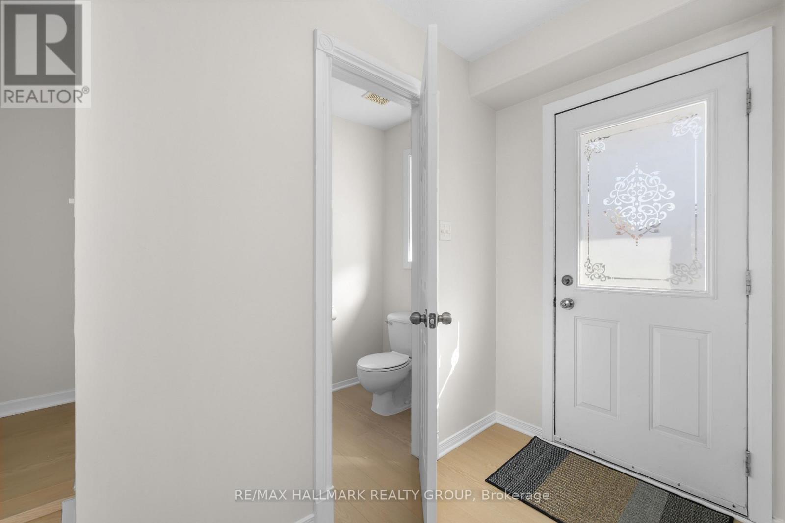 1A FORESTER CRESCENT - 5
