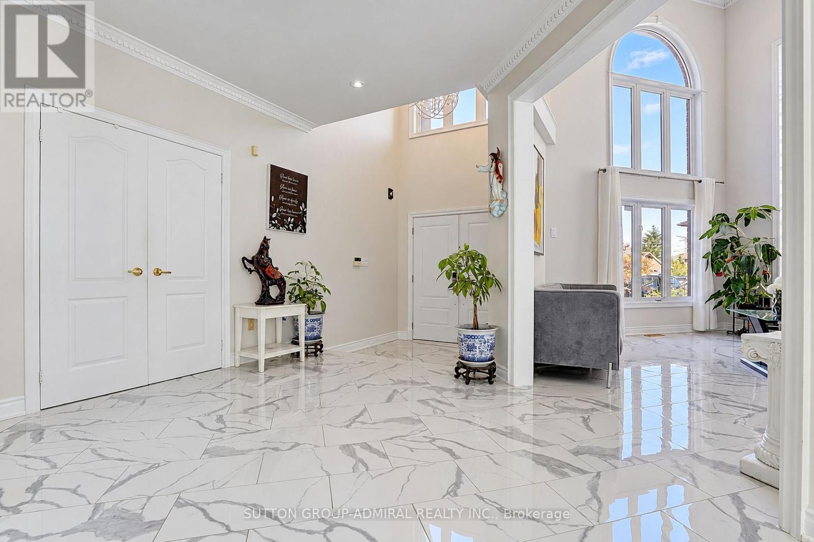 51 Glen Forest Drive, Vaughan, ON photo 5