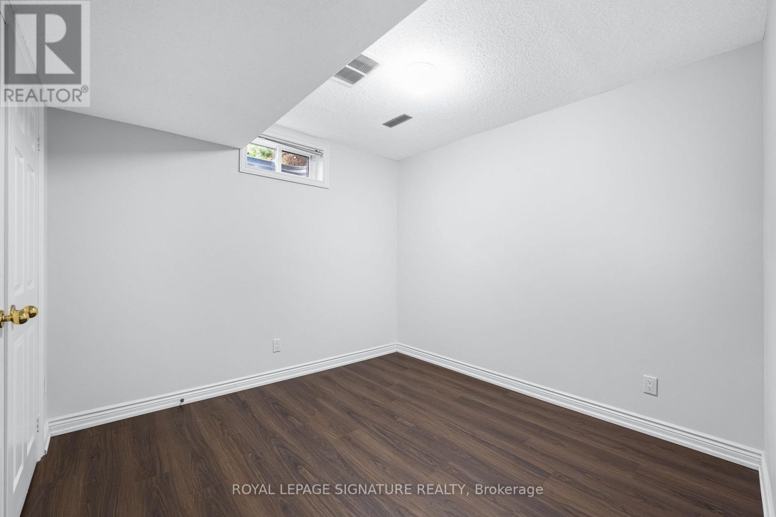 5 Patrick Boulevard, Toronto, ON photo 34