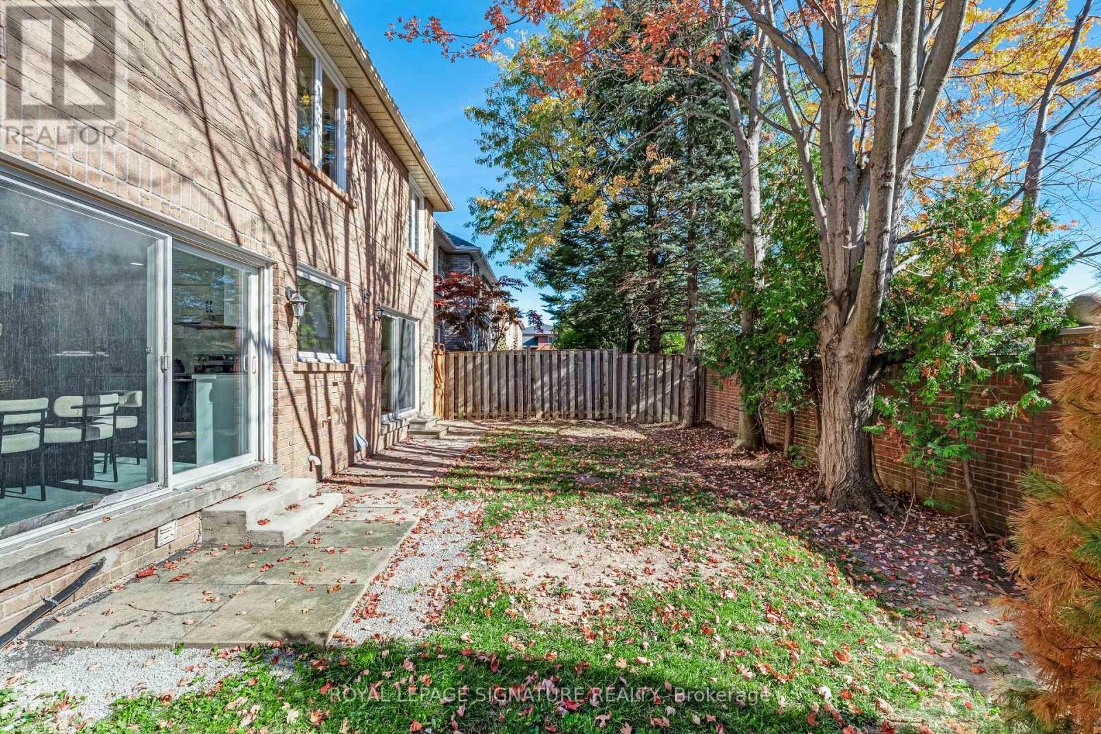 5 Patrick Boulevard, Toronto, ON photo 35