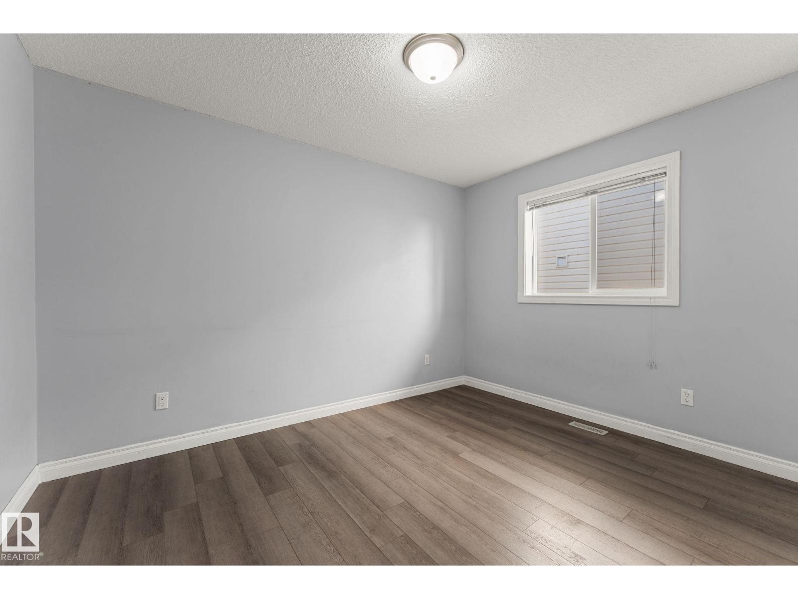 15407 47 St NW NW, photo 25