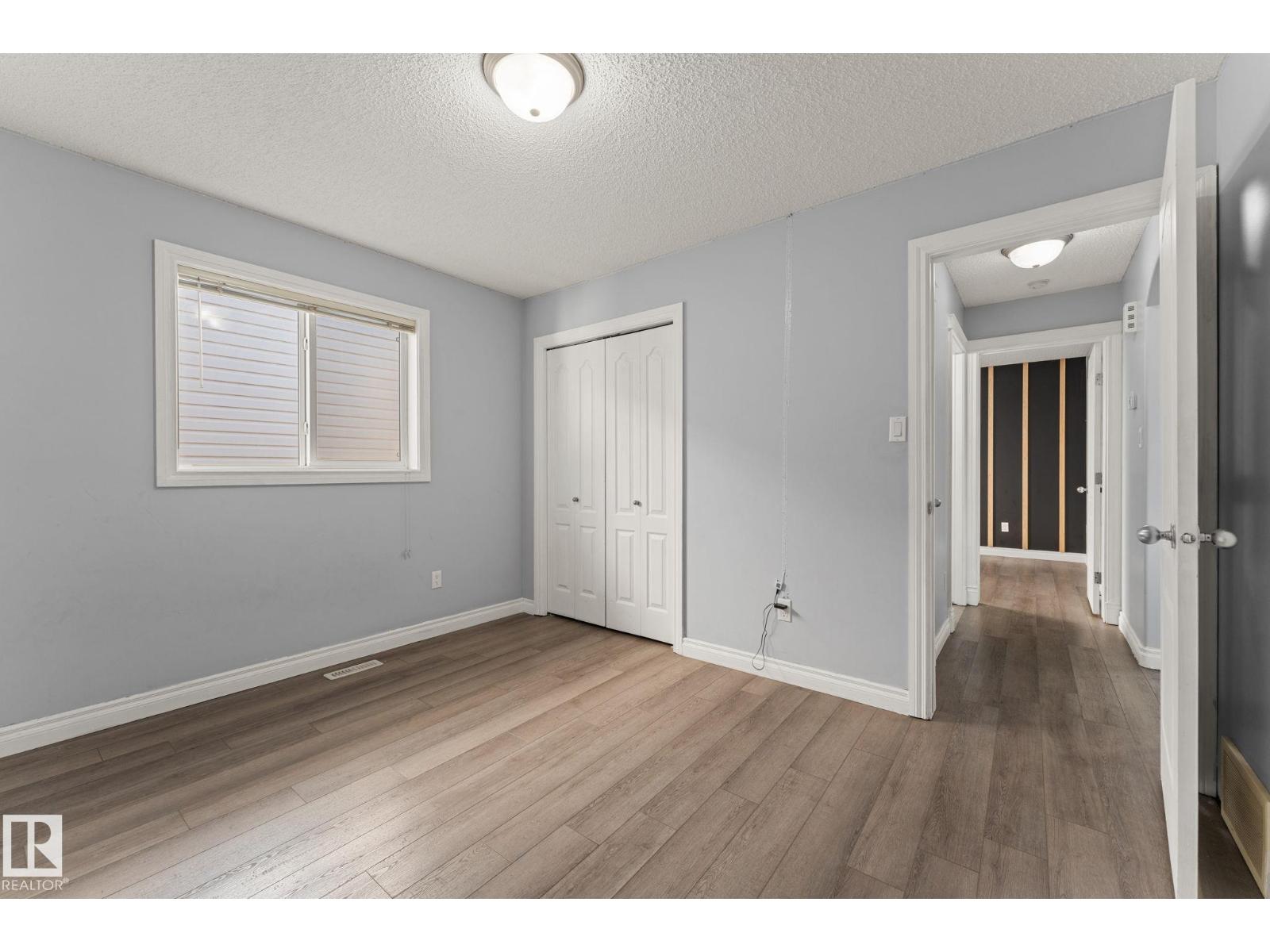 15407 47 St NW NW, photo 26