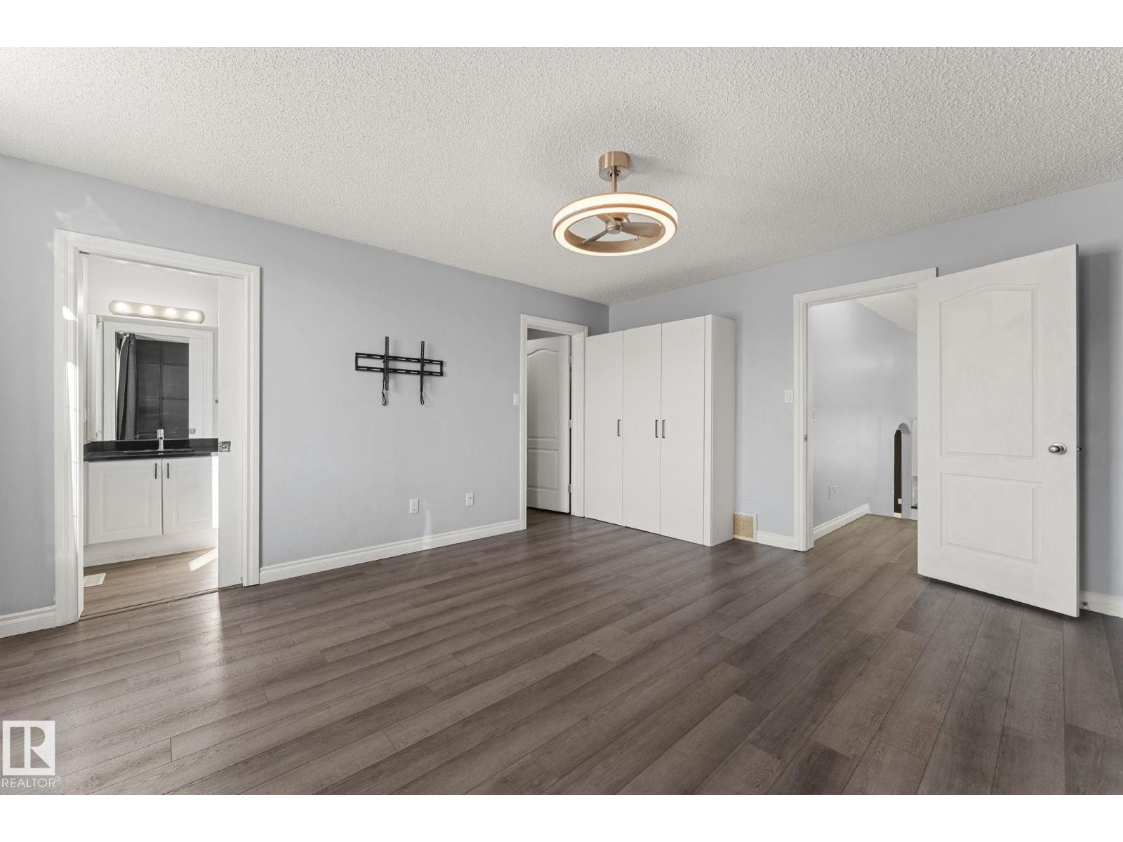 15407 47 St NW NW, photo 28