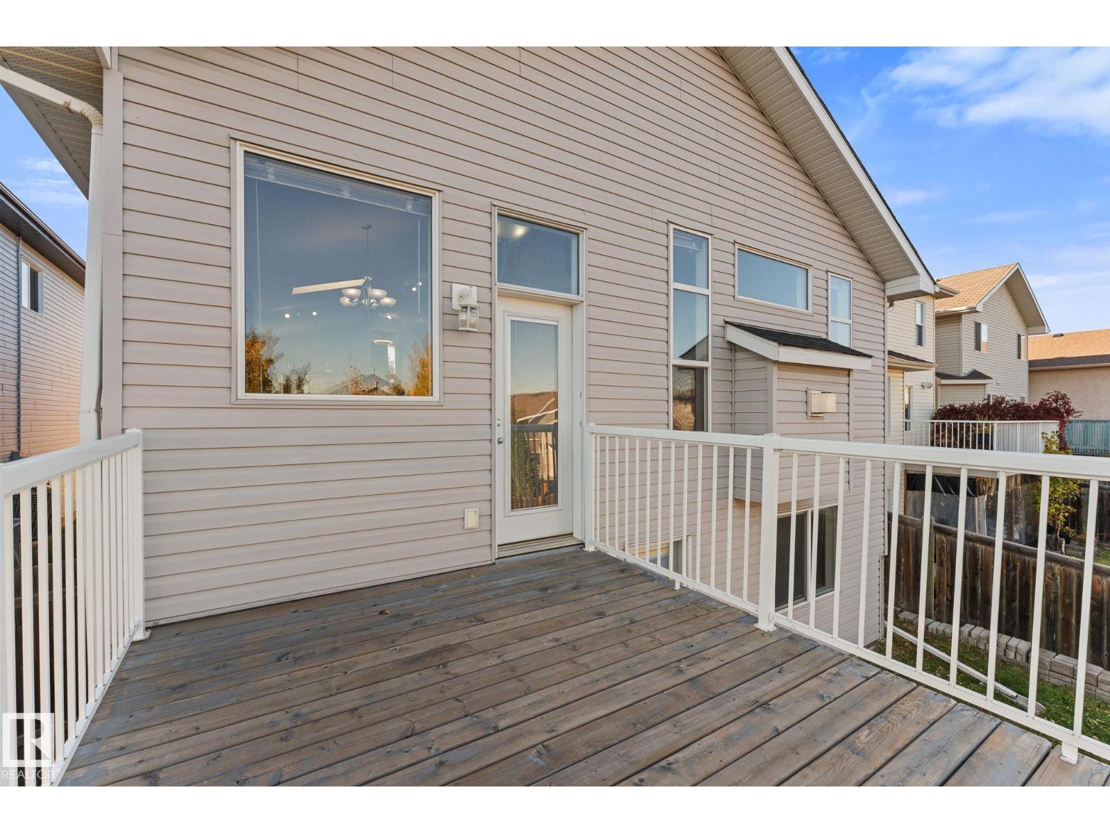 15407 47 St NW NW, photo 33