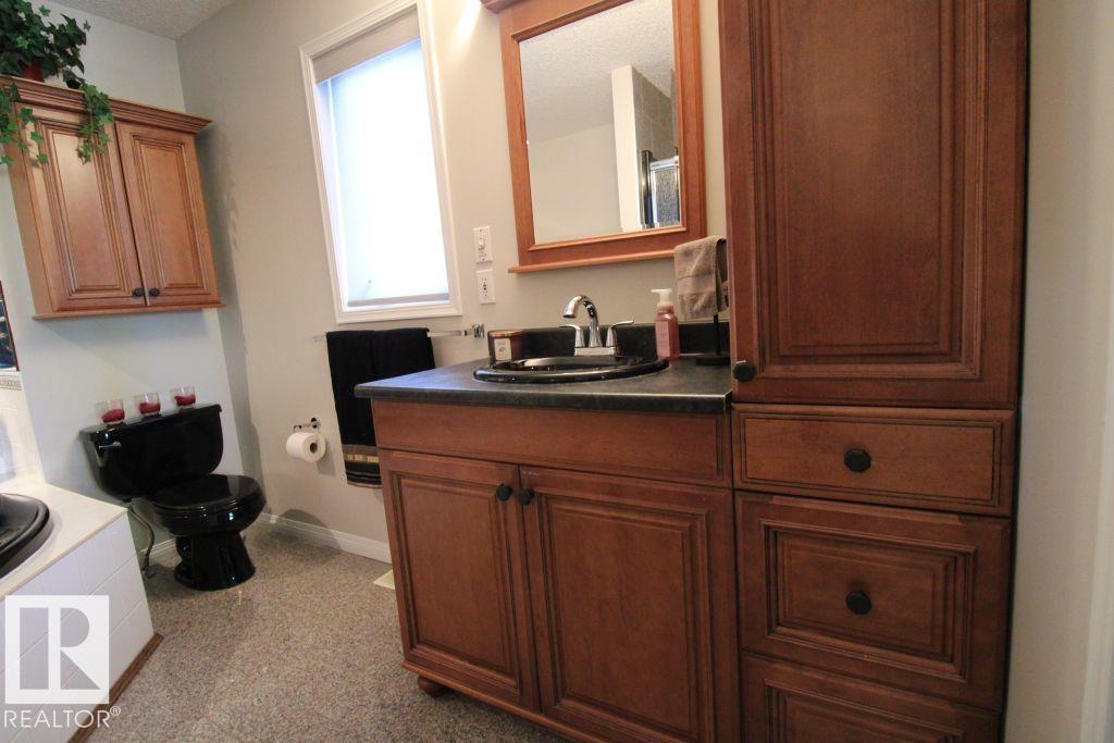 13 DARTMOUTH CR, St. Albert — photo 25