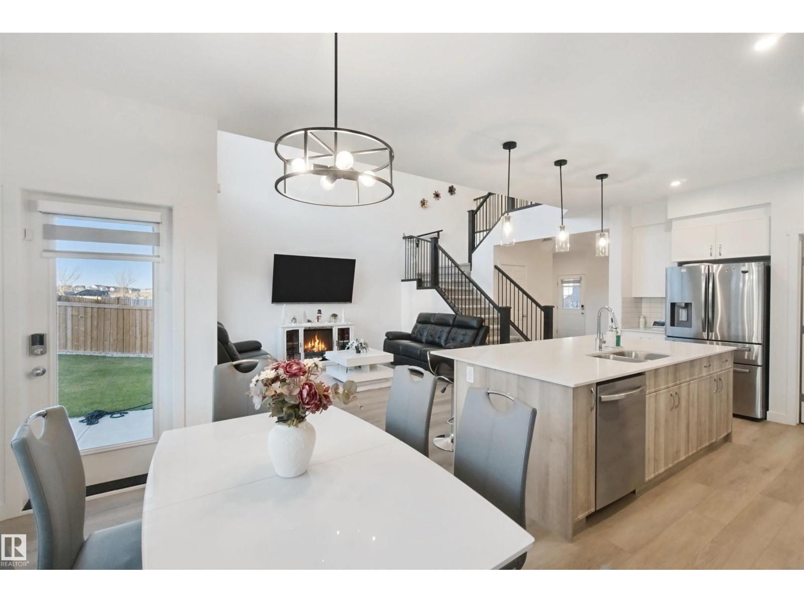 8178 222A ST NW, Edmonton — photo 18