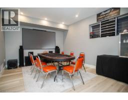 Living room - 4a Harris Avenue, Brantford, ON N3R2E9 Photo 6