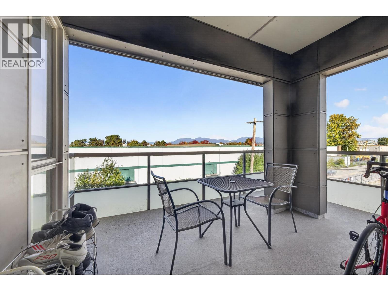 305 7008 RIVER PARKWAY, Richmond - Image 1