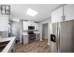 Bathroom - 636 Mississaga Street W, Orillia, ON L3V3C6 Photo 10