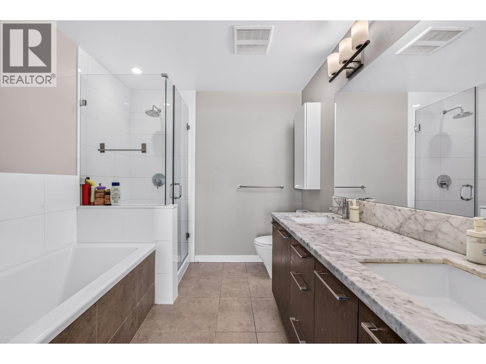 305 7008 RIVER PARKWAY, Richmond - Image 1