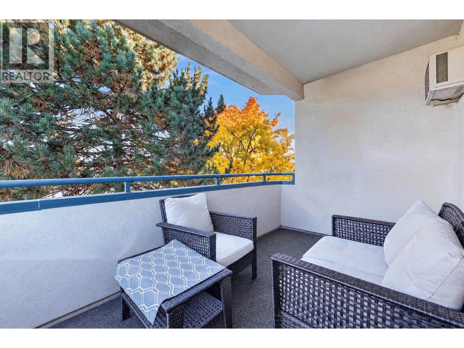 #306 669 Houghton Road - 10