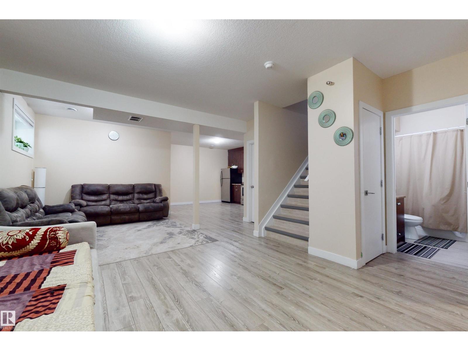 2617 21a AV NW, photo 40 of 50