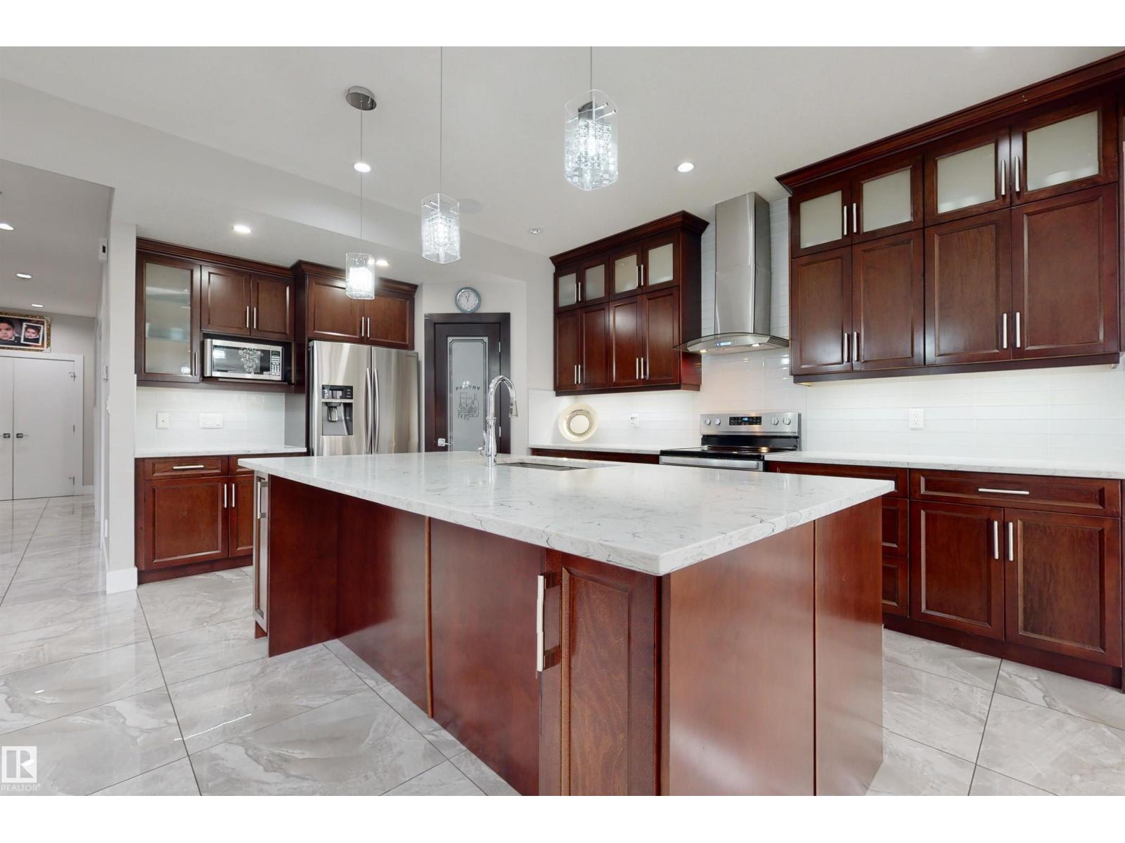 2617 21a AV NW, Edmonton — photo 7