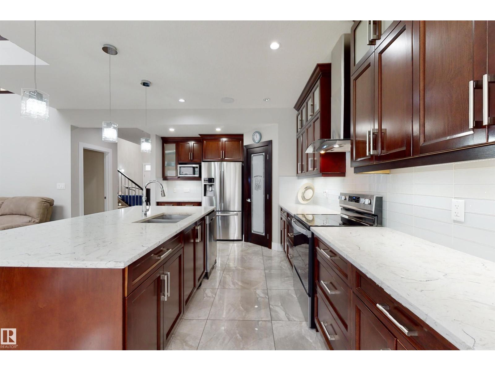 2617 21a AV NW, Edmonton — photo 9