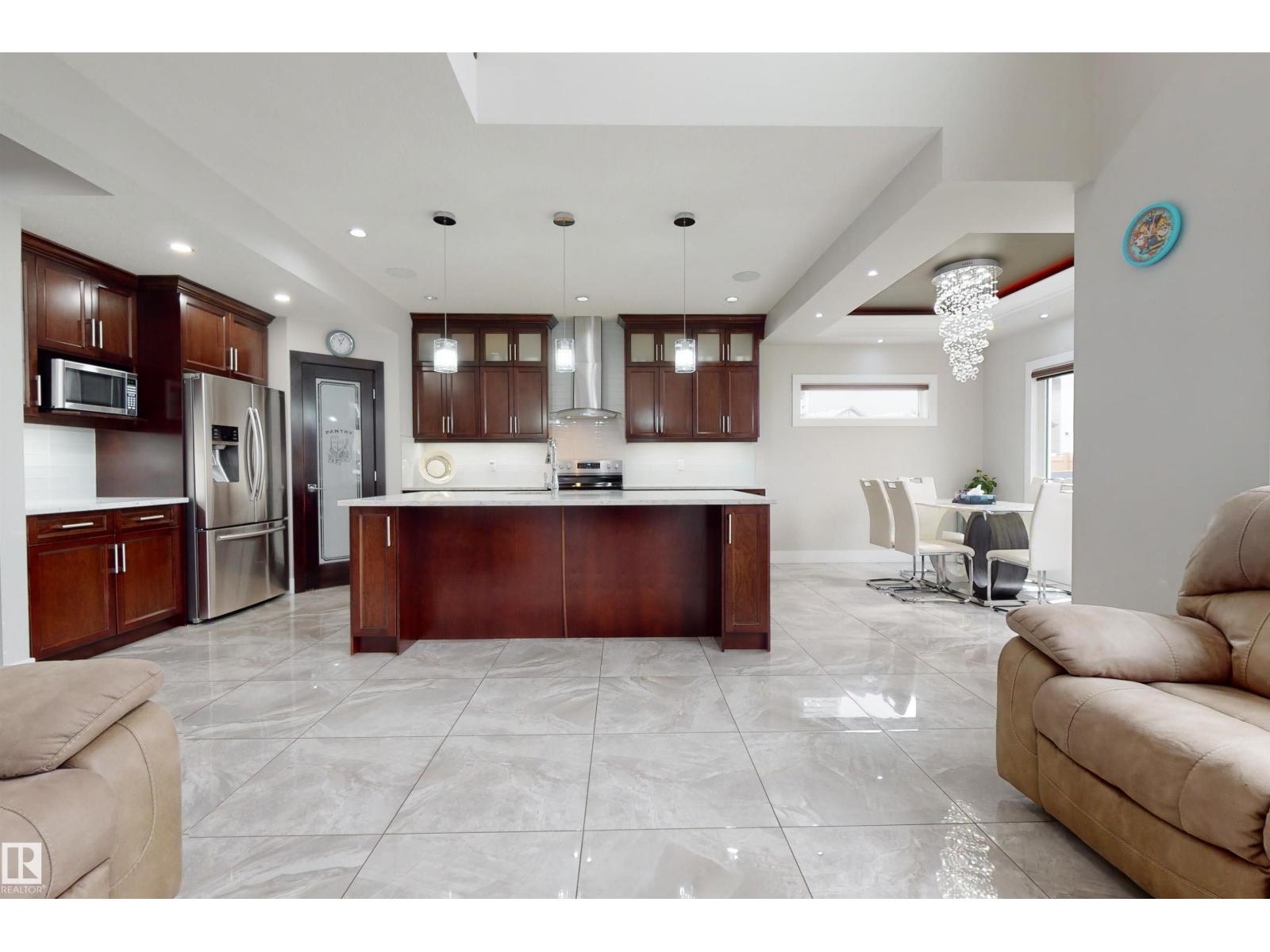 2617 21a AV NW, Edmonton — photo 6