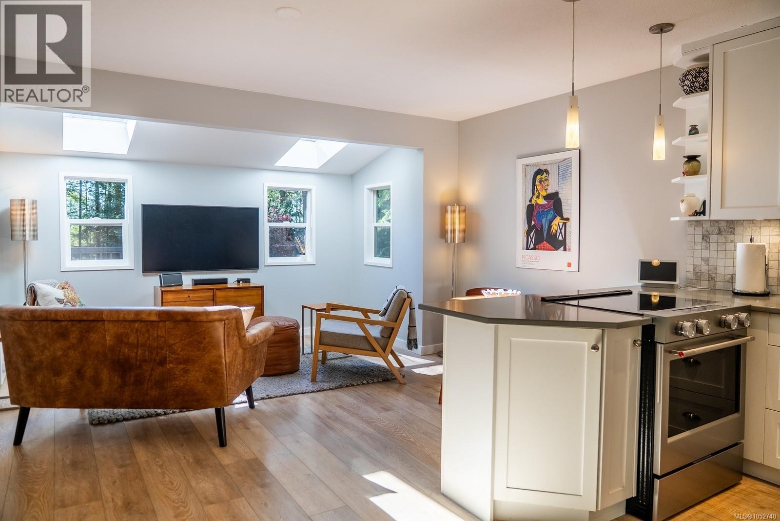 2701 Galley Cres, Pender Island - Image 1