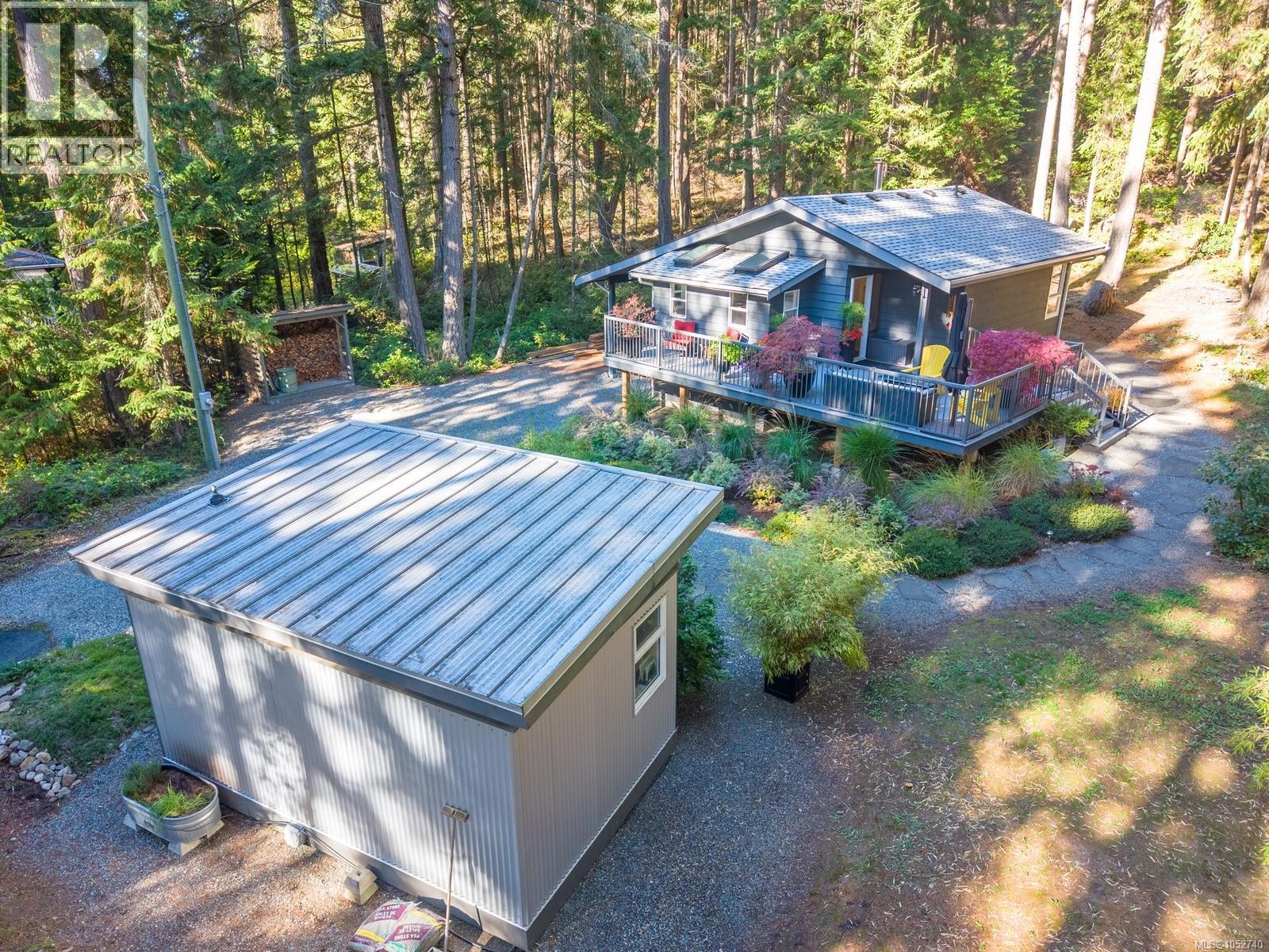 2701 Galley Cres, Pender Island - Image 1