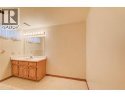 44 Greensview Drive, Kitchener, ON N2P2E6 Photo 38