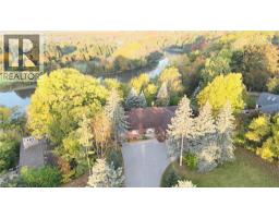 44 Greensview Drive, Kitchener, ON N2P2E6 Photo 46