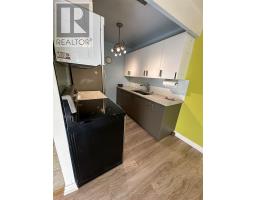 102 - 50 Gulliver Road, Toronto, ON M6M2N2 Photo 9