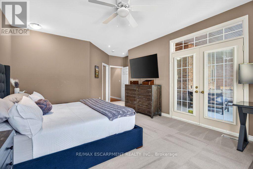 9 Harrington Place, Hamilton, ON photo 19