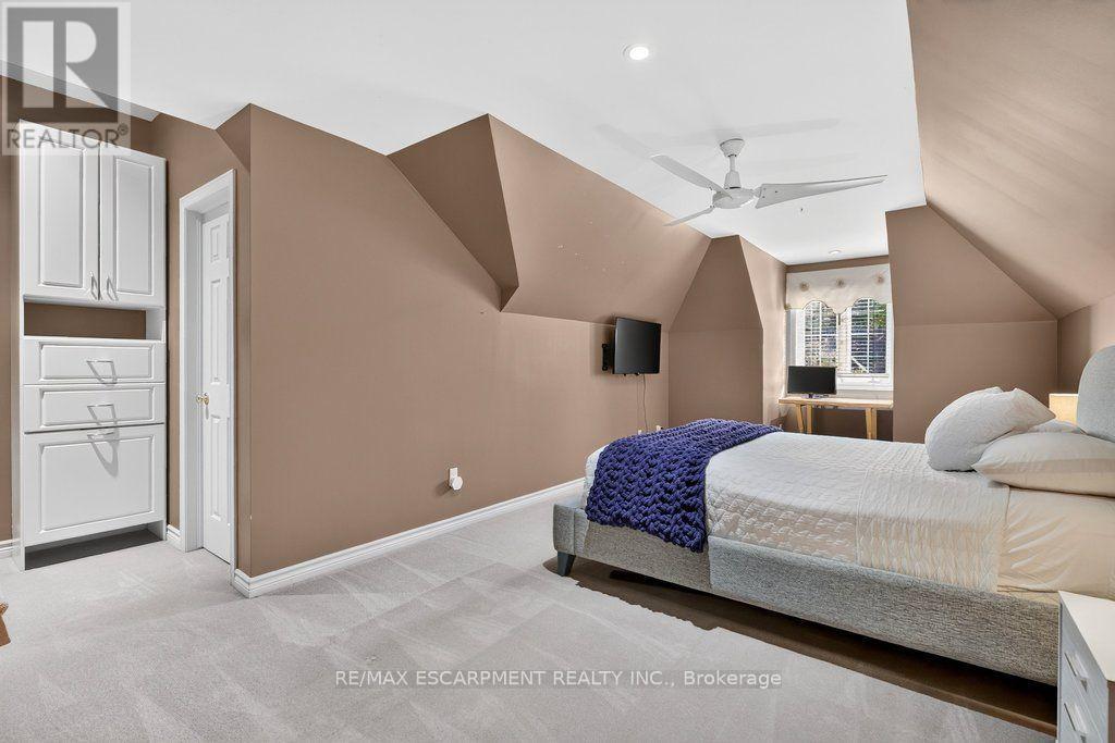 9 Harrington Place, Hamilton, ON photo 25