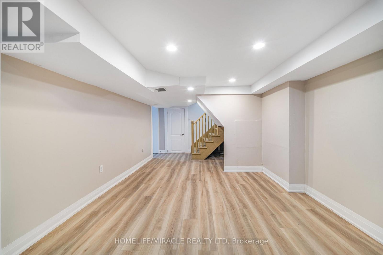 323 Queenston Road, Niagara-on-the-Lake, ON photo 32