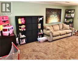 1246 8th Street, Estevan, SK S4A1H3 Photo 12