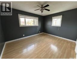 1246 8th Street, Estevan, SK S4A1H3 Photo 17