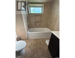 1246 8th Street, Estevan, SK S4A1H3 Photo 23
