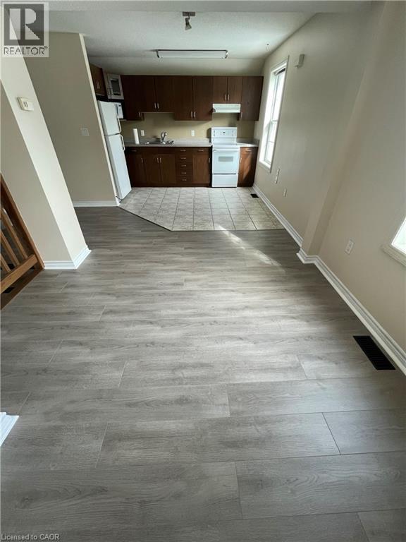 6 MOYER Street Unit# B — photo 3