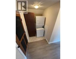 6 Moyer Street Unit# B, Kitchener, ON N2H2S5 Photo 9